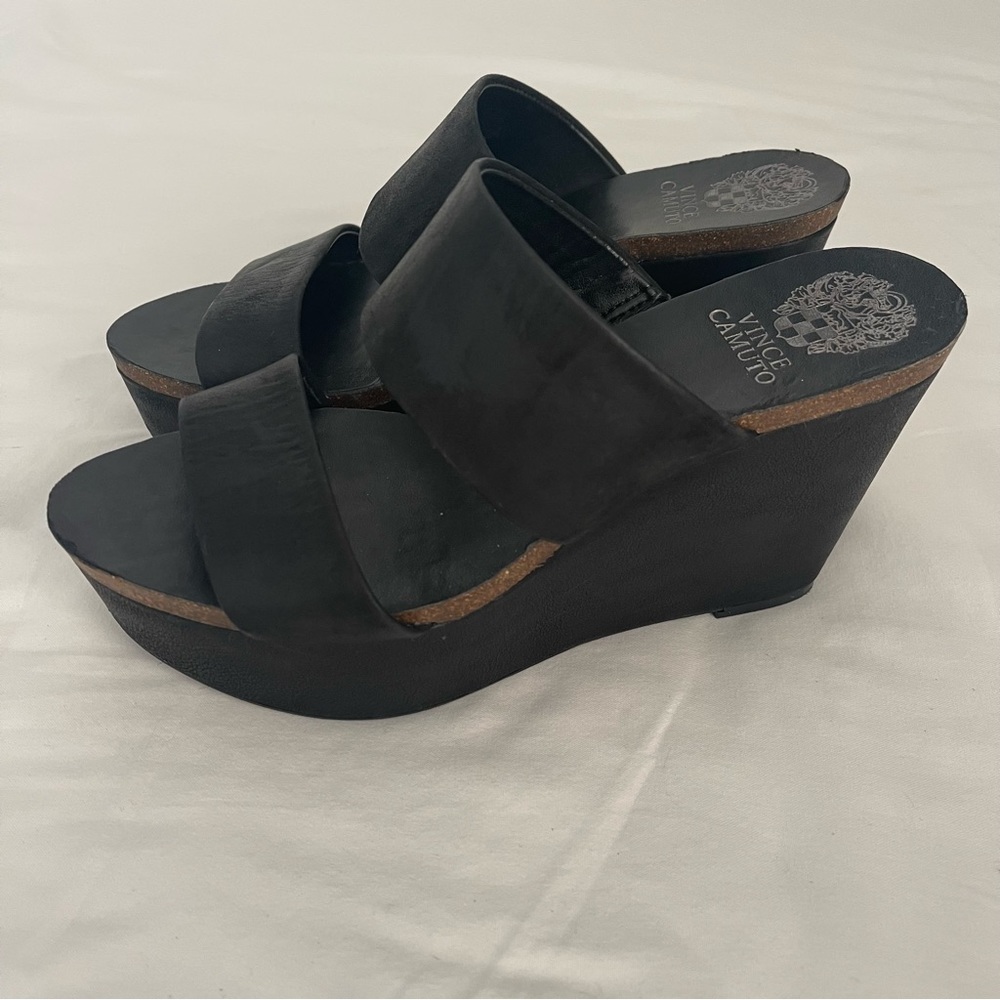 Genuine Leather/ cork Vince Camino Wedges 7.5
